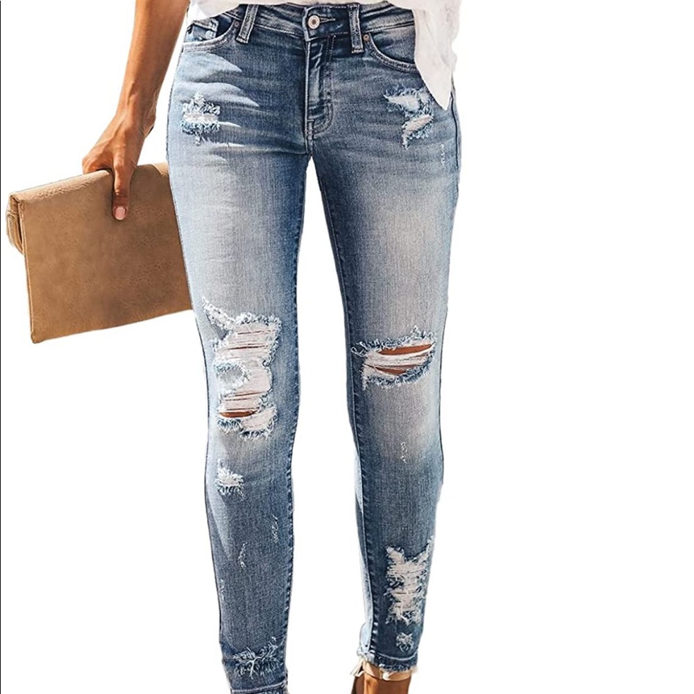 Destroyed High Rise Skinny Jeans